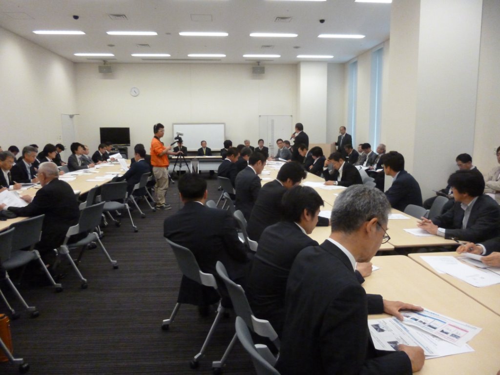 超党派の議連のメンバー 写真