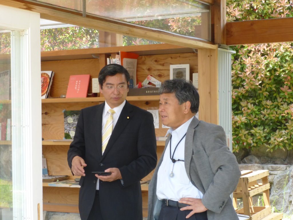 塩田町長と 写真
