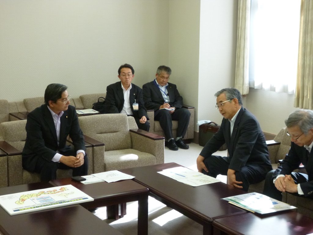島根県溝口知事 写真