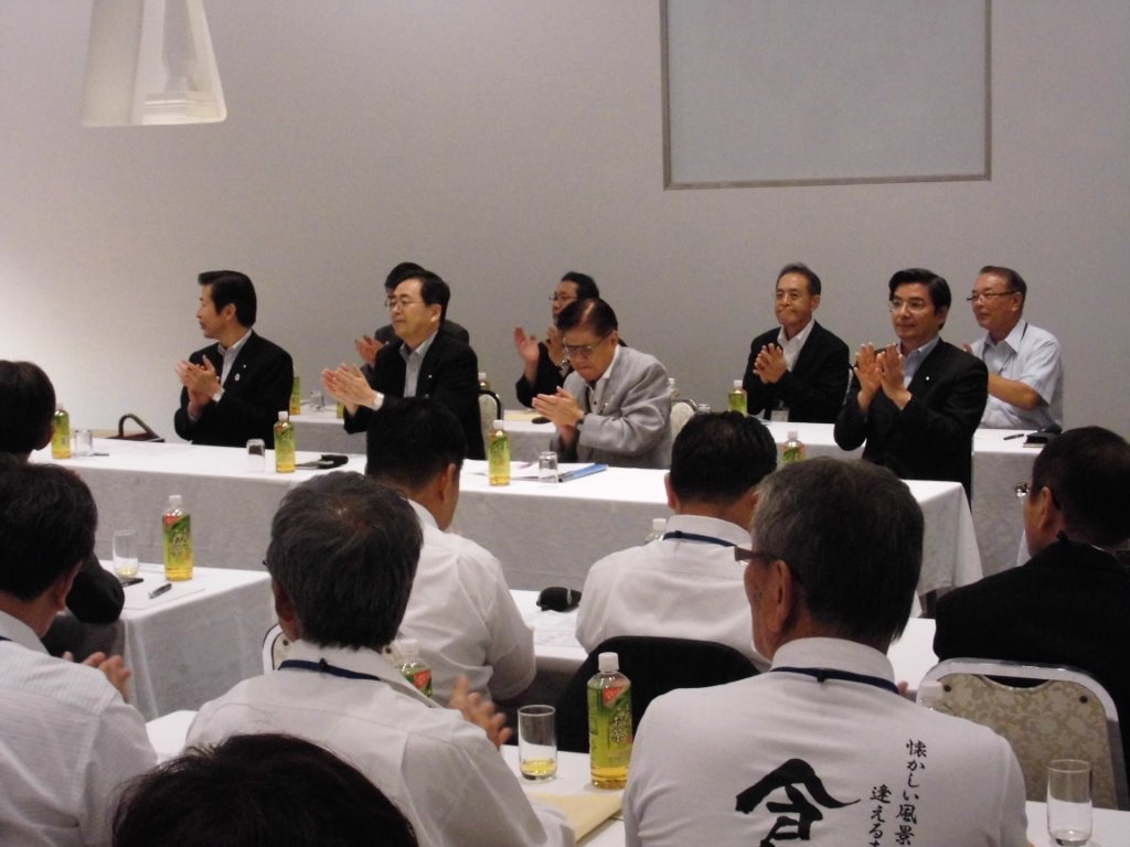担当国会議員 写真