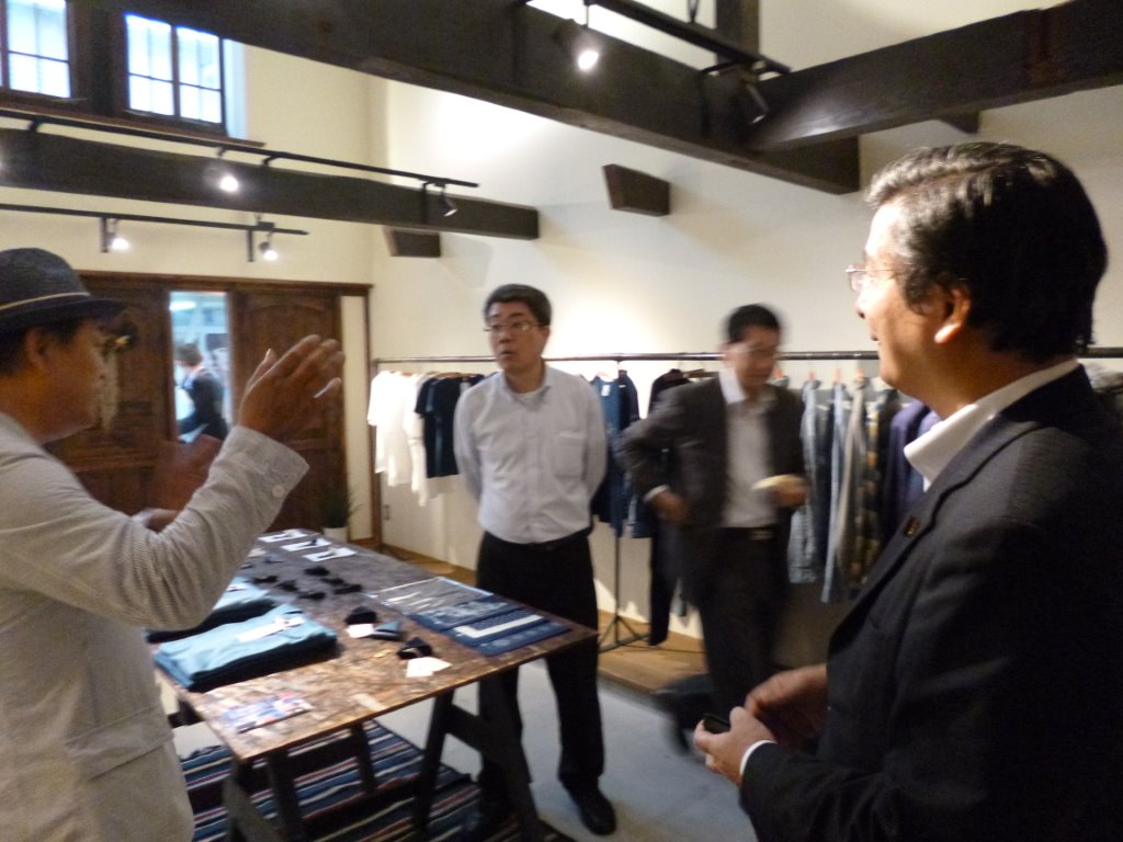 店舗見学 写真