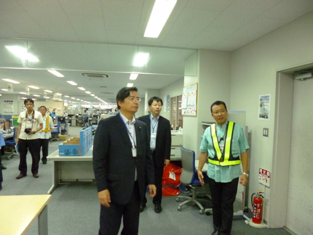 視察1(ANA上屋) 写真