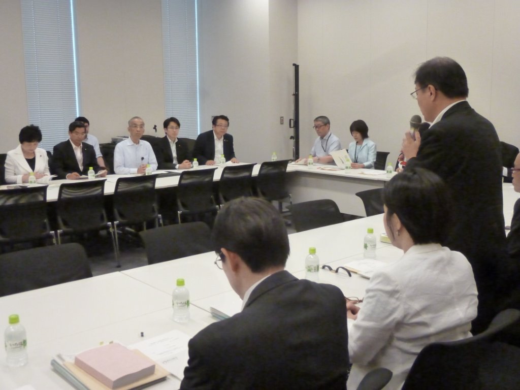 厚労省からヒアリング 写真