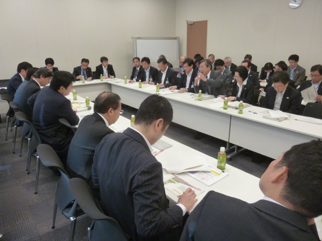 久保観光庁長官 写真