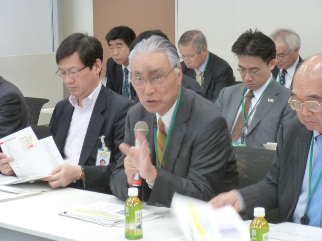 見並理事長 写真