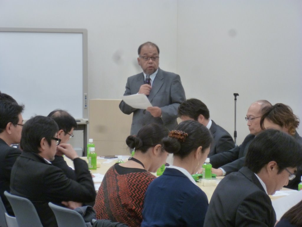 北岡理事長 写真