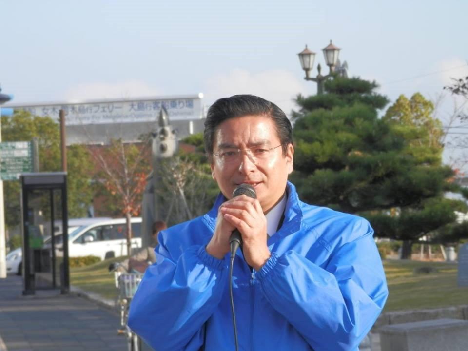 街頭演説 写真