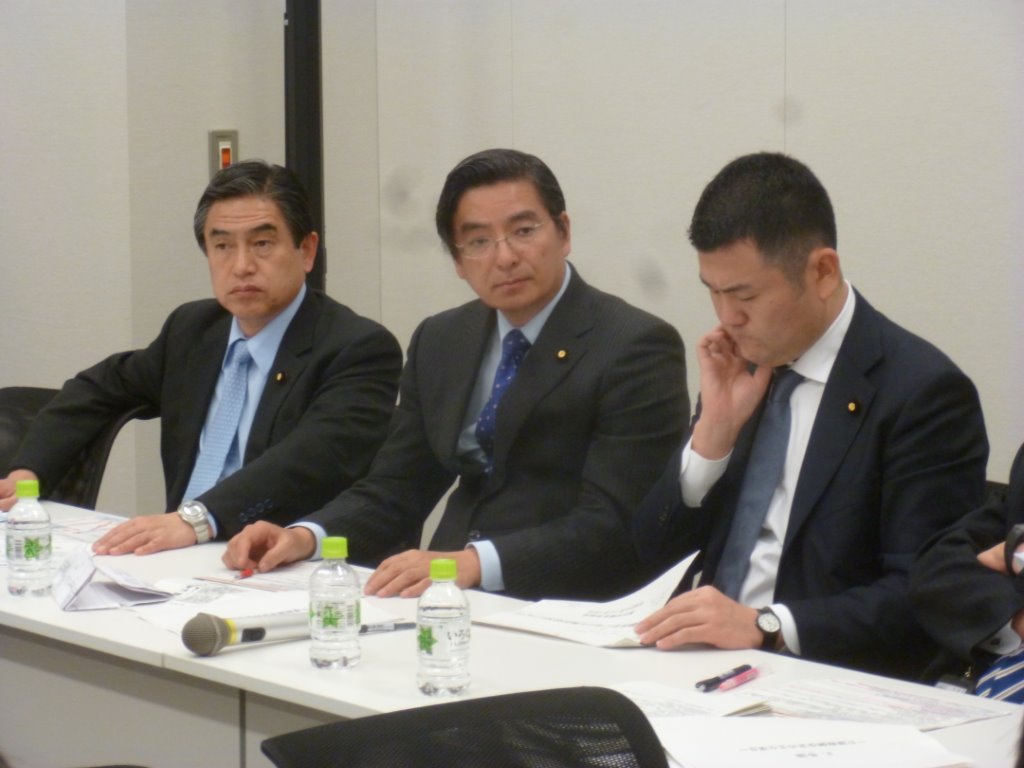 メンバーとして参加・意見交換 写真