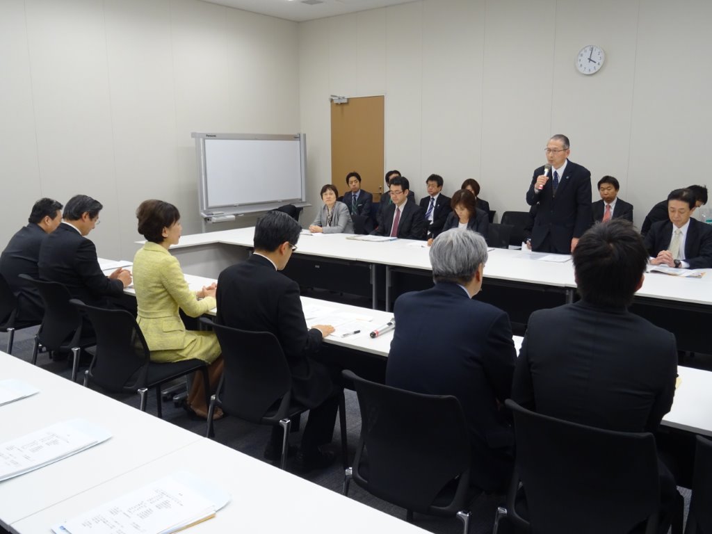 神津事務局長ら連合の方々 写真