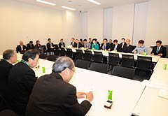 公明党の成年後見制度促進プロジェクトチームの初会合＝2日　衆院第2議員会館