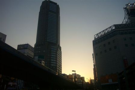 渋谷駅近くの高層ビル