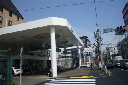 東京のガソリンスタンド