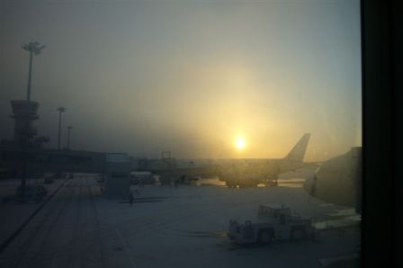 早朝の広島空港