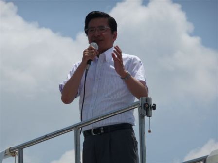 炎天下での街頭演説