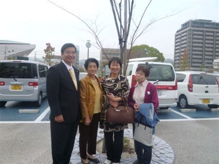 支持者の皆様(こしざわ市議と)
