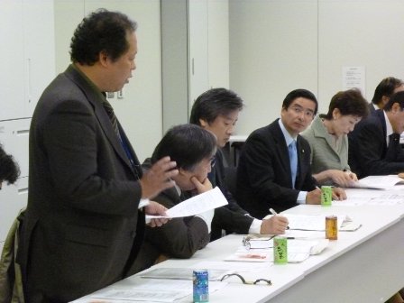 弁護団の方々から