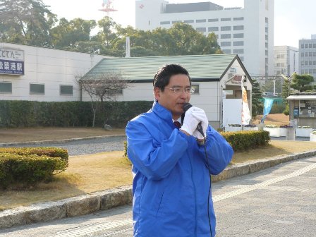 早朝の街頭演説