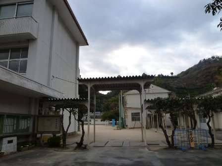 母校の小学校