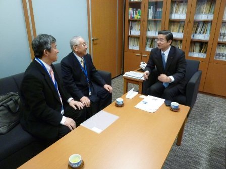 川道理事長・田中総務委員長