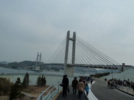 生名島から見た生名橋