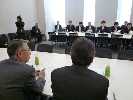 東日本大震災対策本部　企業再建支援対策チーム第5回会議