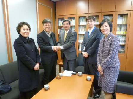 鄭教授ご夫妻(梶原氏、山口夫人)