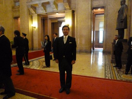 国会内にて