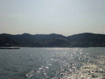 フェリーから見る江田島・瀬戸内海
