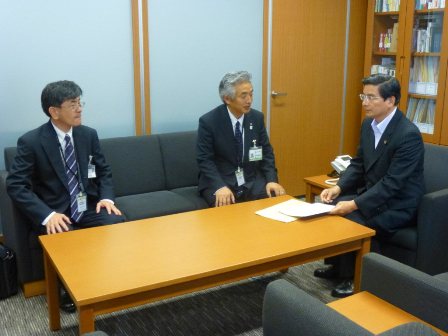 上村町長と意見交換