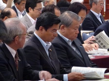 顧問として参加