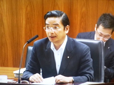 委員長として
