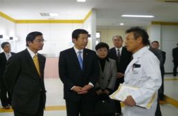 田口事務長の案内で見学