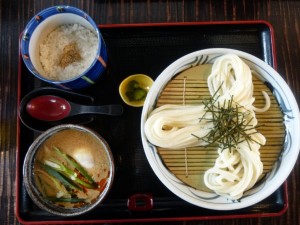 担々つけうどん  