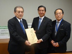 離島振興の要望（福山知夫村村長・藤本姫島村長）