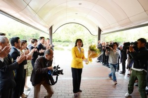 初登院