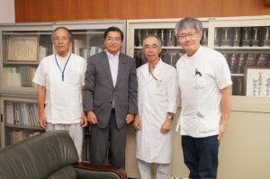 岡部院長・堀内所長・藤井顧問と