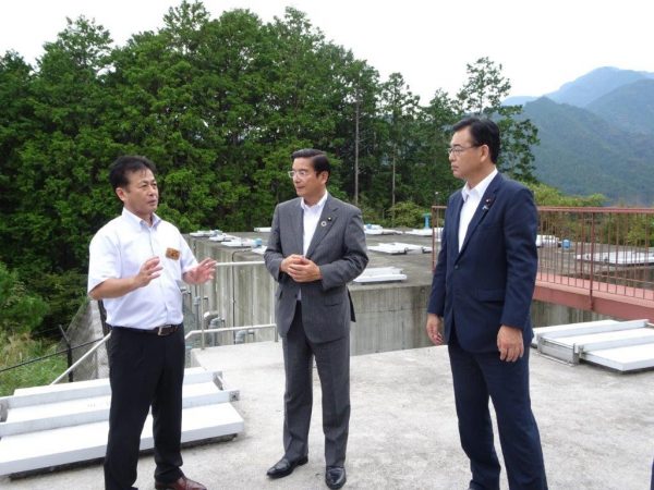 党過疎地に関するプロジェクトチーム(PT)視察⑥「安心・安全快適な環境づくりの水道対策」簡易水道施設(高知県長岡郡本山町関連記事