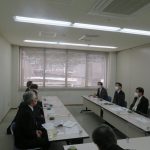 「新型コロナ対策、地域医療で意見交換」鳥取県日野郡﨏田日野町長・白石江府町長 らと(鳥取県日野郡日野町)の様子6