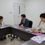 「がん予防の推進を」がん予防医学協会 参与・ピンクリボンかがわ協議会 藤田事務局長と意見交換(香川県高松市)の様子1